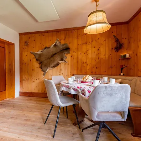 Jagerhuette 펜션 말니츠